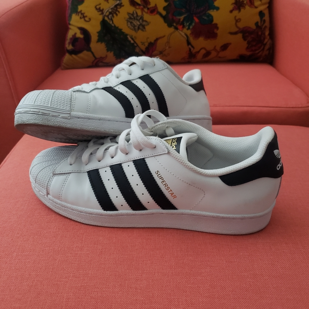 Adidas Mens Superstar Sneakers